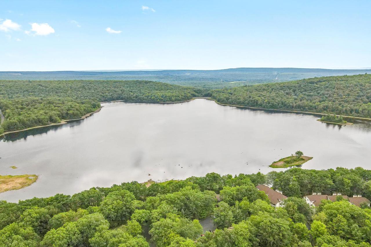 Big Boulder Lake Townhome レイク・ハーモニー エクステリア 写真